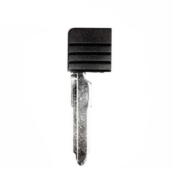 2006-2010 Mazda / Emergency Key / MZ27 / PN: D4Y1-76-2GXA / No Chip (AFTERMARKET)